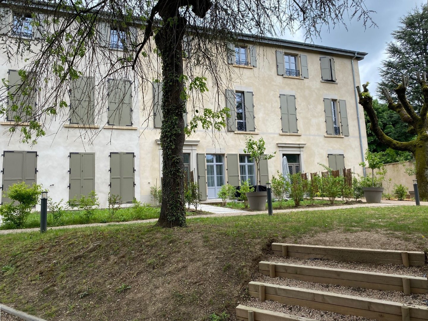 Appartement 3 pièces 74 m² Saint-Genis-Laval