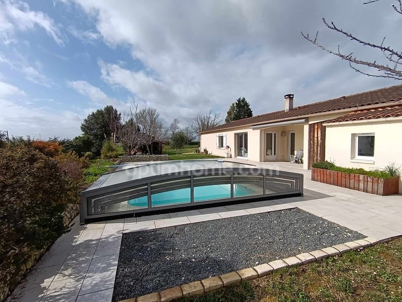 Maison 6 pièces 130 m² Salignac-sur-Charente