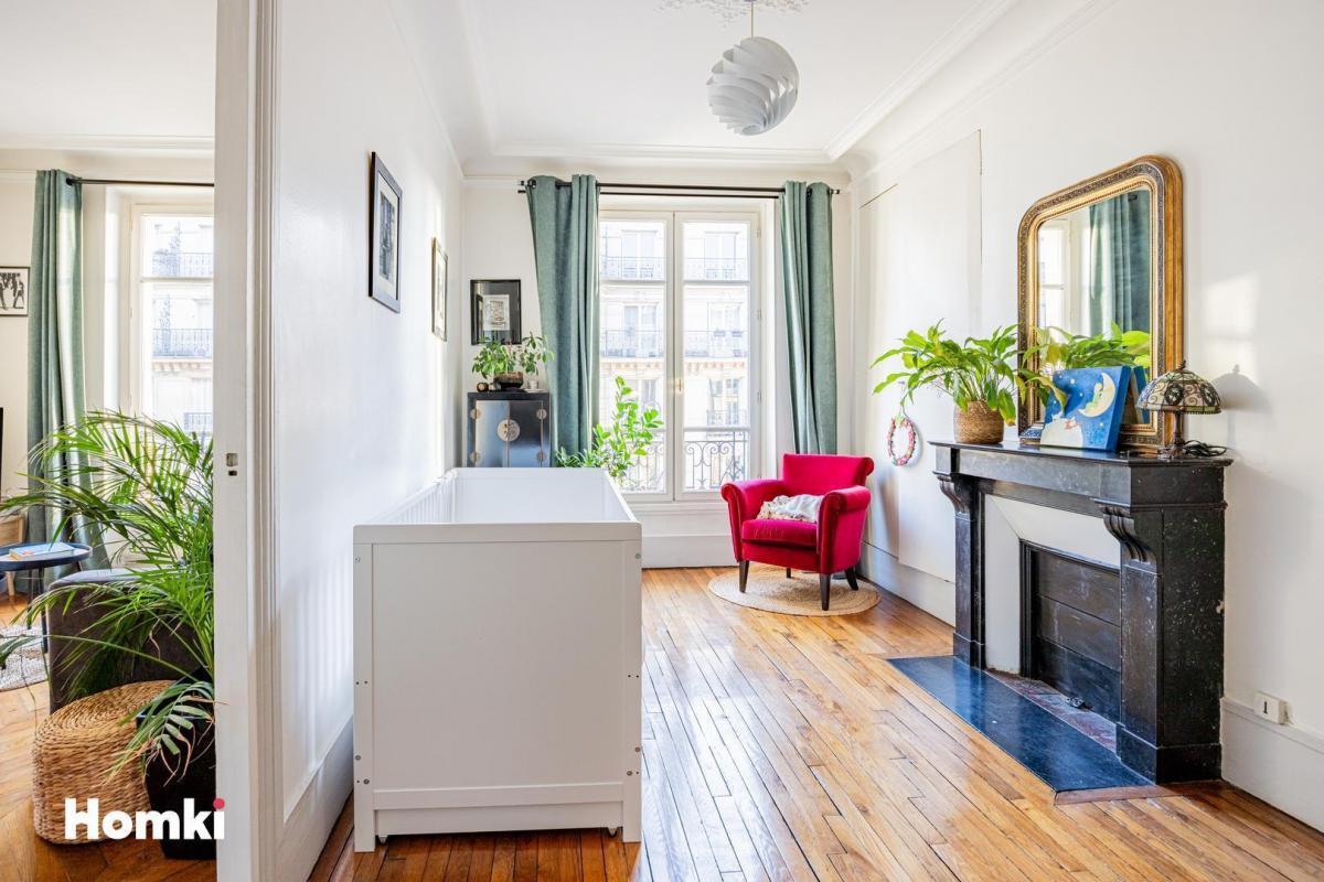 Appartement 2 pièce(s) 61 m²à vendre Paris-4e-arrondissement