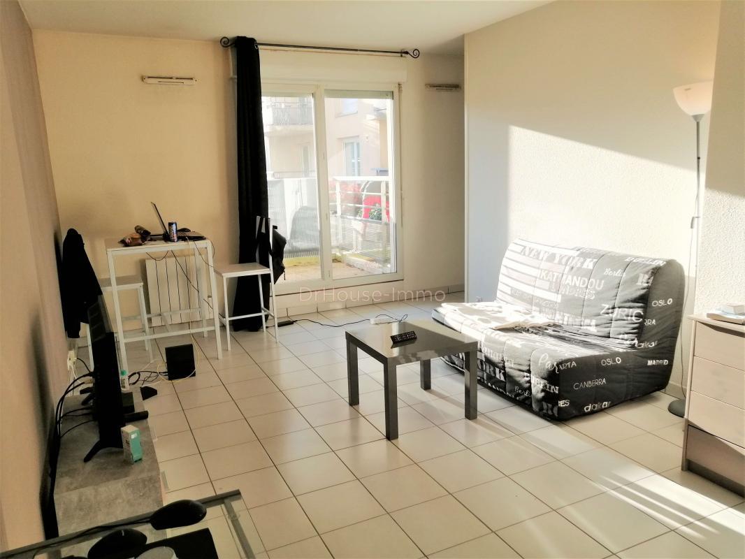 Appartement 1 pièce 30 m² Laval