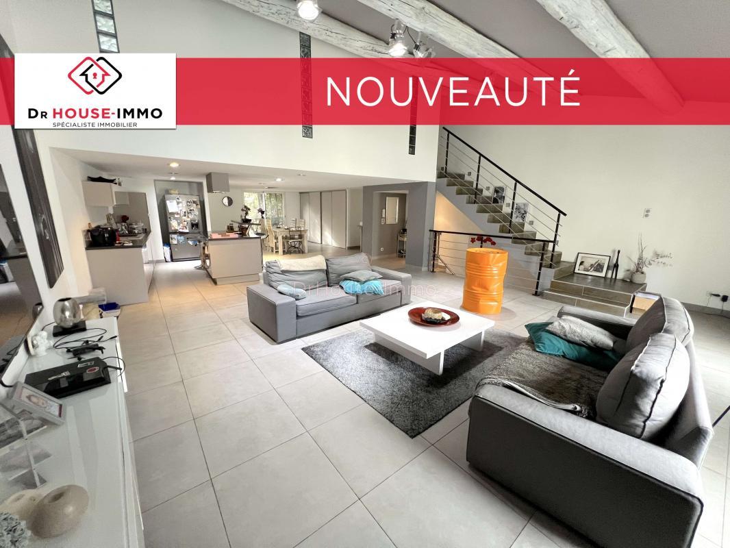 Appartement 4 pièces 153 m² Aigues-Mortes