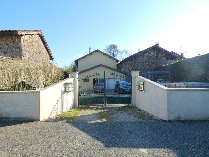 Maison 5 pièces 128 m² Montrevel-en-Bresse