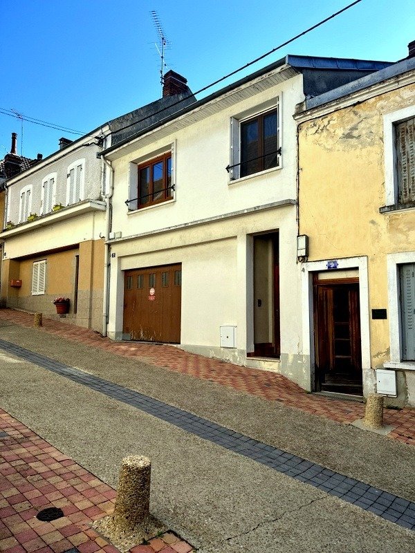 Maison 3 pièces 74 m² Néris-les-Bains
