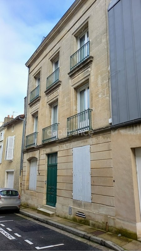 Maison 12 pièces 275 m² Poitiers