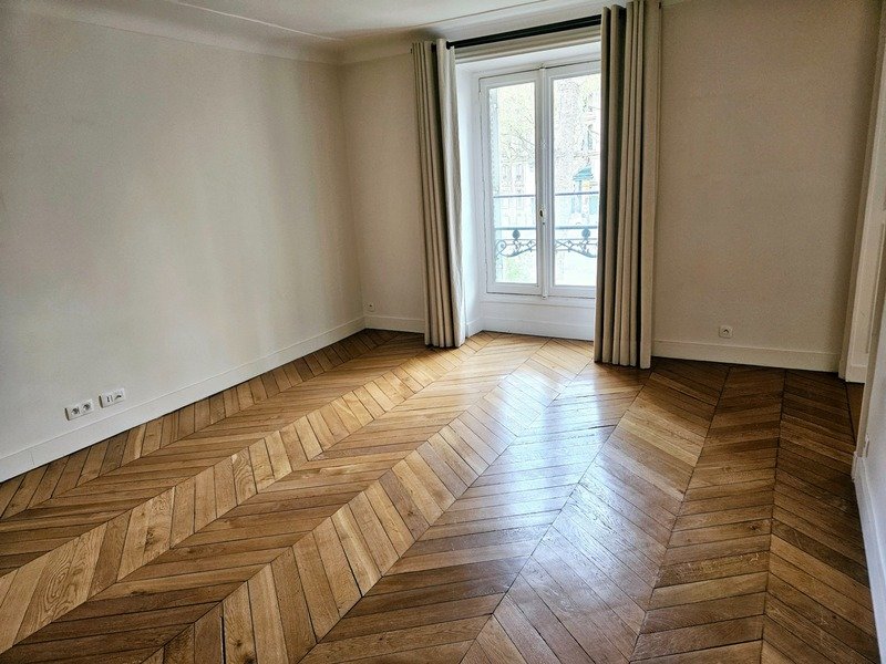 Appartement a vendre  - 5 pièce(s) - 176 m2 - Surfyn
