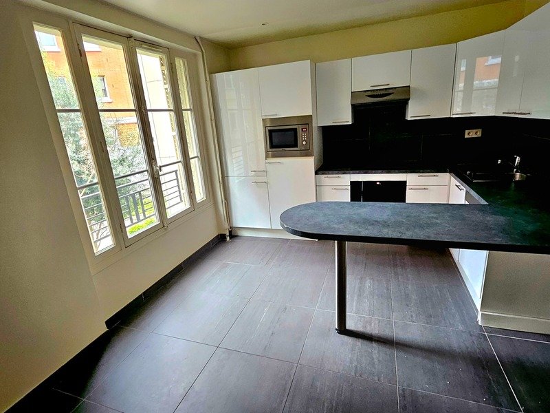 Appartement a vendre  - 5 pièce(s) - 176 m2 - Surfyn
