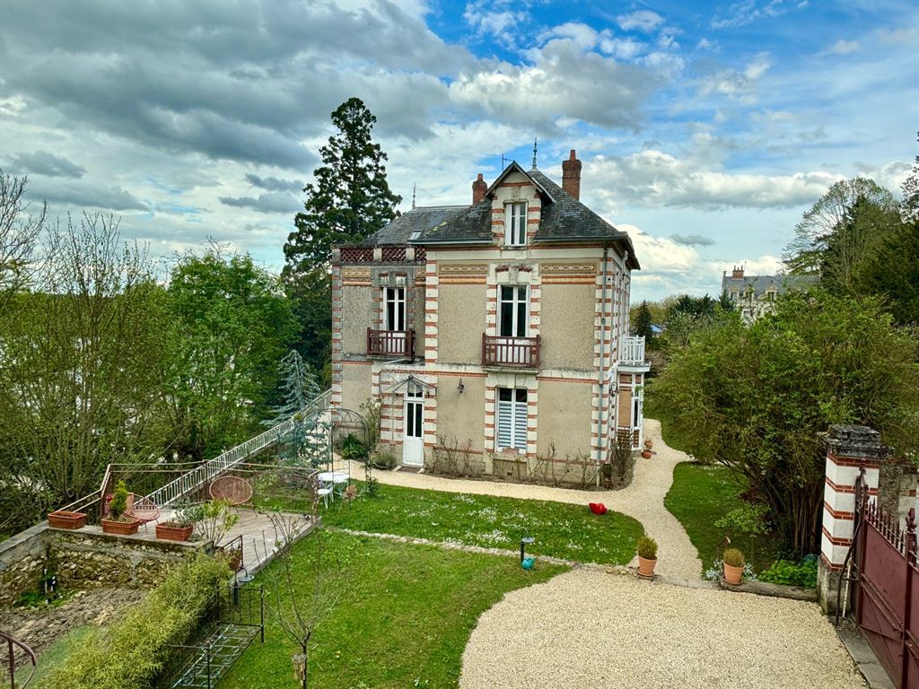 Maison 18 pièces 291 m² Montlouis-sur-Loire