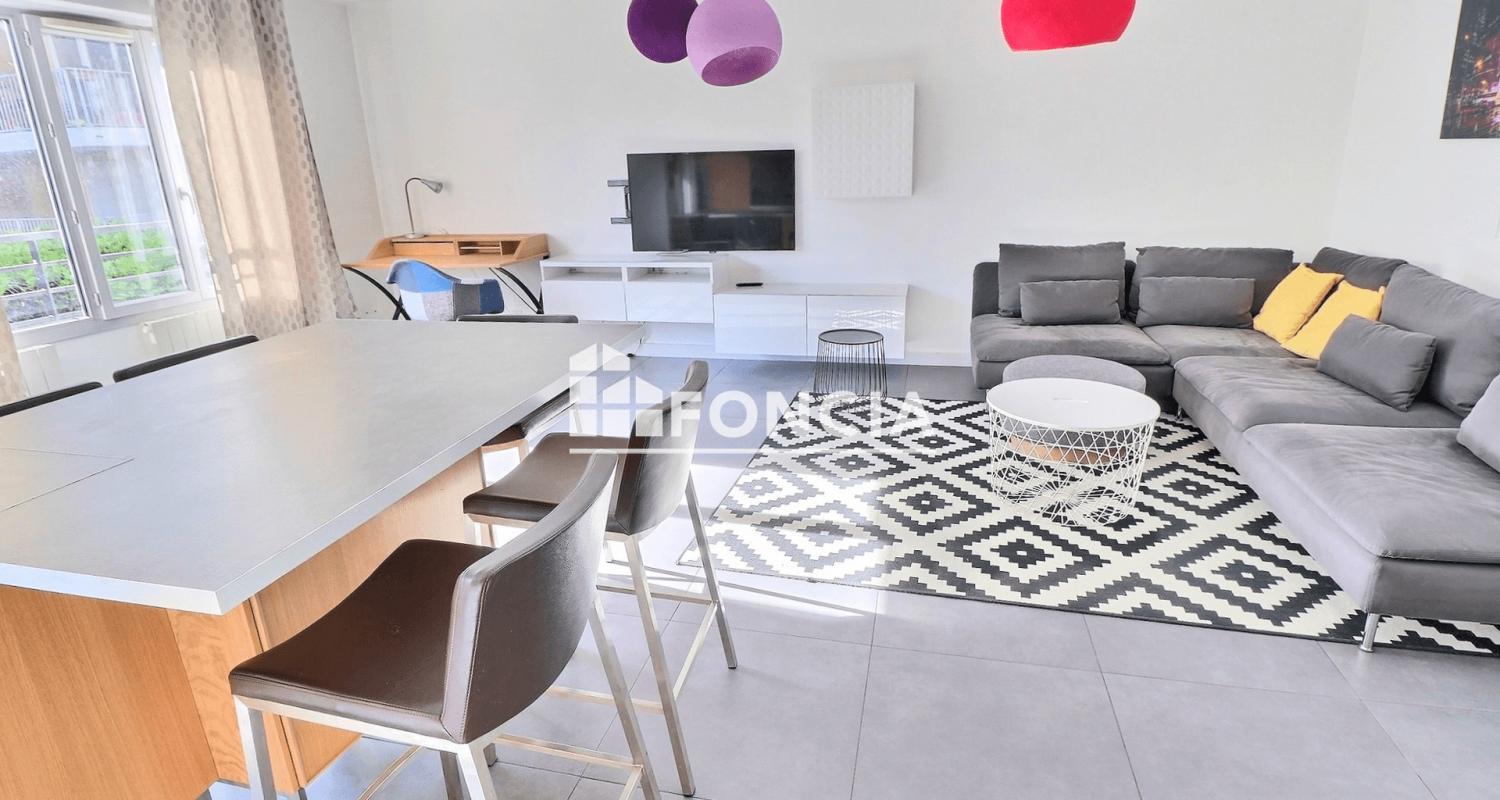 Appartement 3 pièces 72 m² ecully