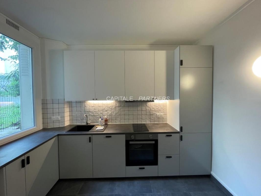 Appartement a louer paris-16e-arrondissement - 2 pièce(s) - 54 m2 - Surfyn
