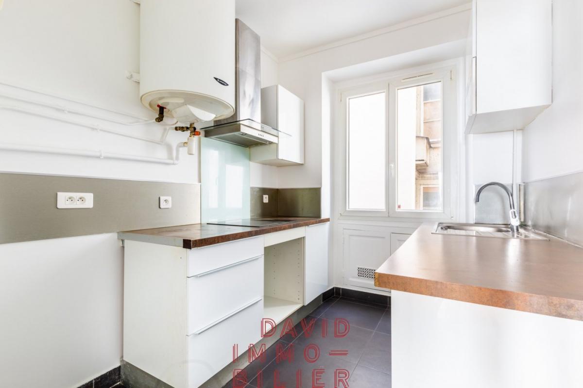 Appartement a louer paris-9e-arrondissement - 3 pièce(s) - 51 m2 - Surfyn