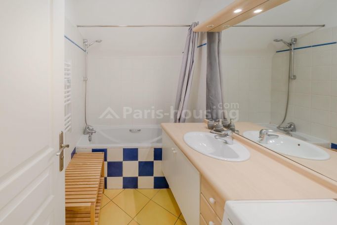 Appartement a louer paris-11e-arrondissement - 2 pièce(s) - 47 m2 - Surfyn