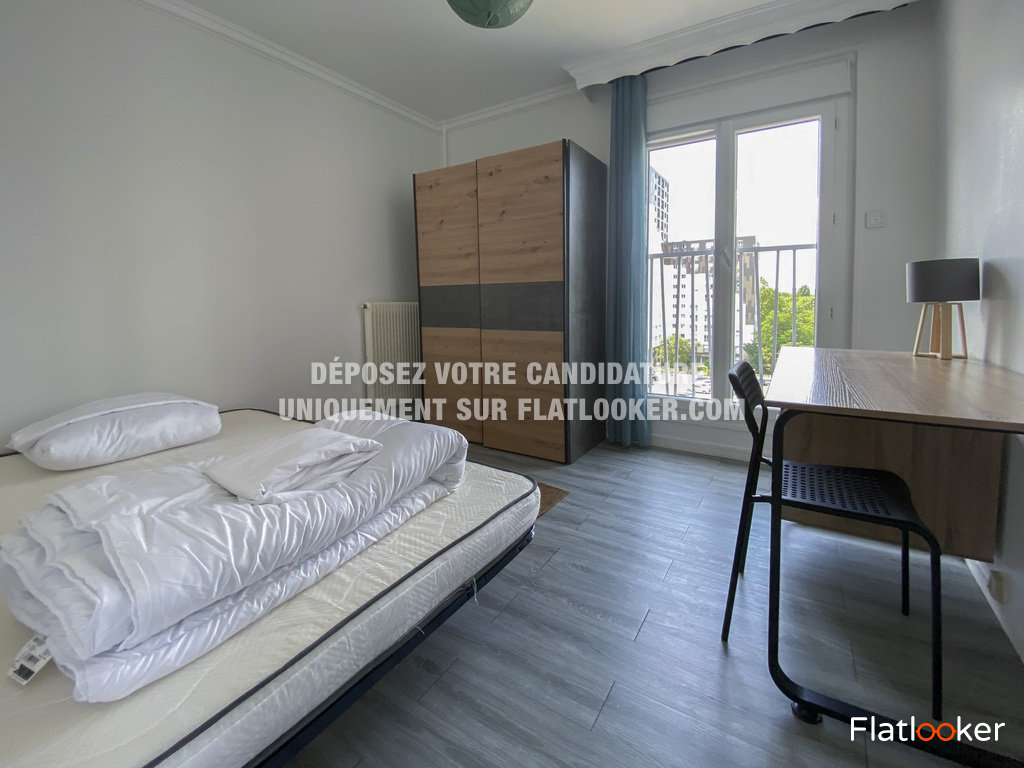 Appartement a louer  - 5 pièce(s) - 9 m2 - Surfyn
