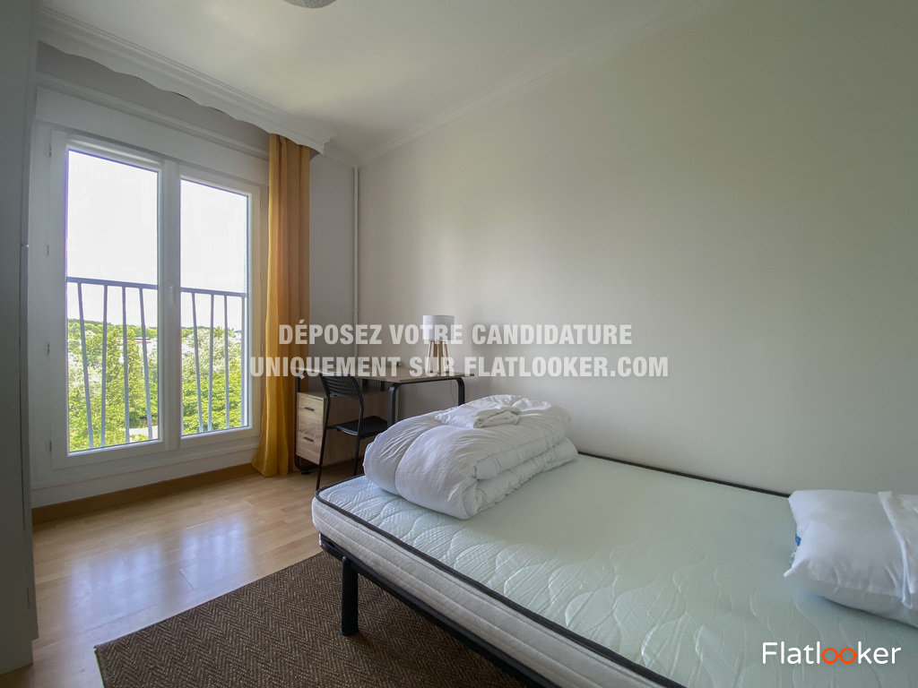 Appartement a louer  - 5 pièce(s) - 9 m2 - Surfyn