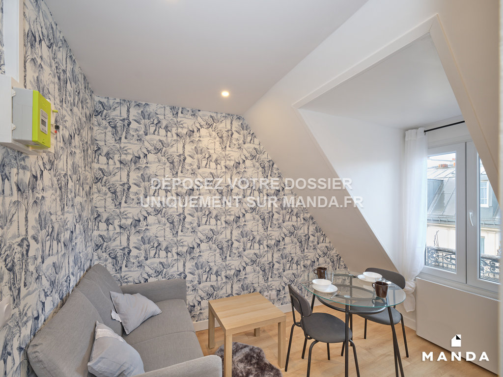 Appartement 2 pièce(s) 10 m²à louer Paris-10e-arrondissement