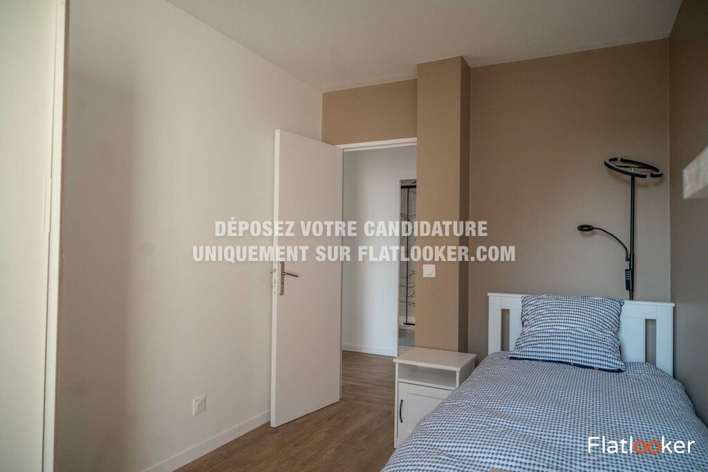 Appartement a louer  - 7 pièce(s) - 11 m2 - Surfyn