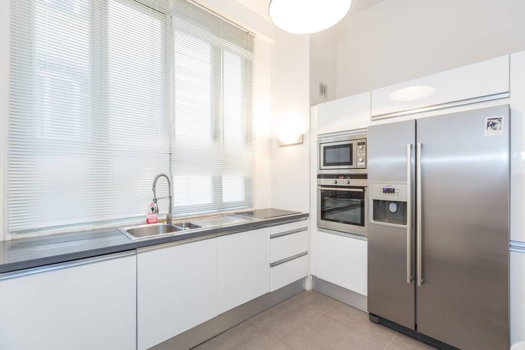 Appartement a louer paris-8e-arrondissement - 2 pièce(s) - 60 m2 - Surfyn