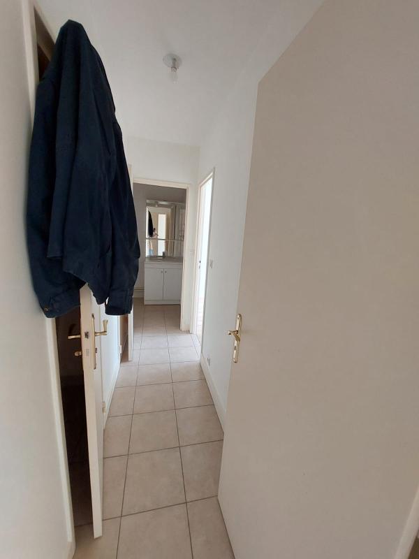 Appartement a louer  - 2 pièce(s) - 44 m2 - Surfyn