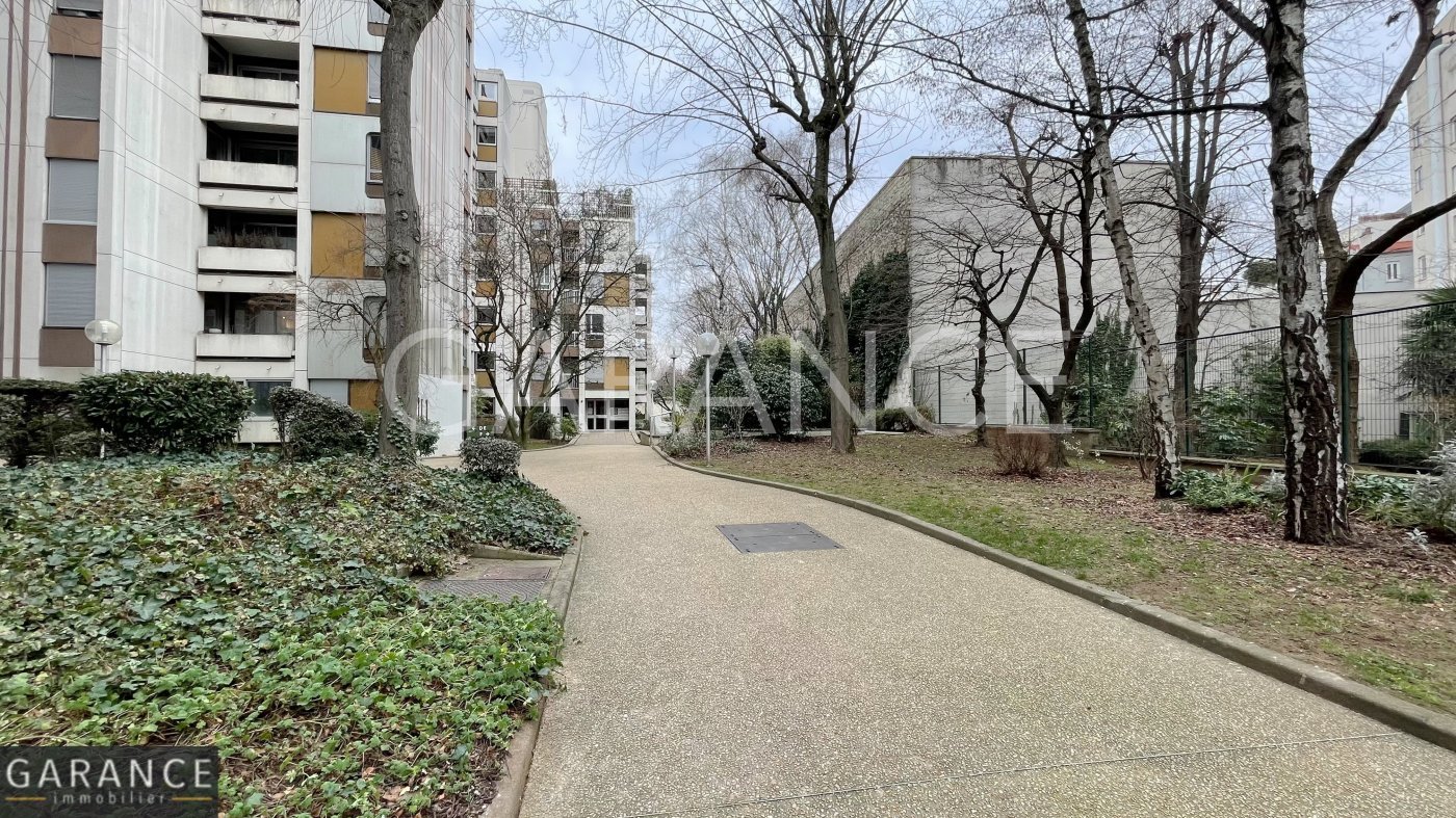 Appartement a louer paris-12e-arrondissement - 5 pièce(s) - 96 m2 - Surfyn