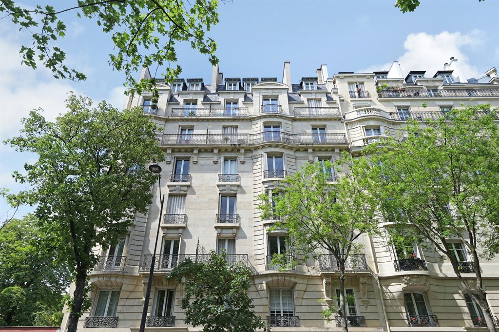 Appartement a louer paris-16e-arrondissement - 5 pièce(s) - 127 m2 - Surfyn