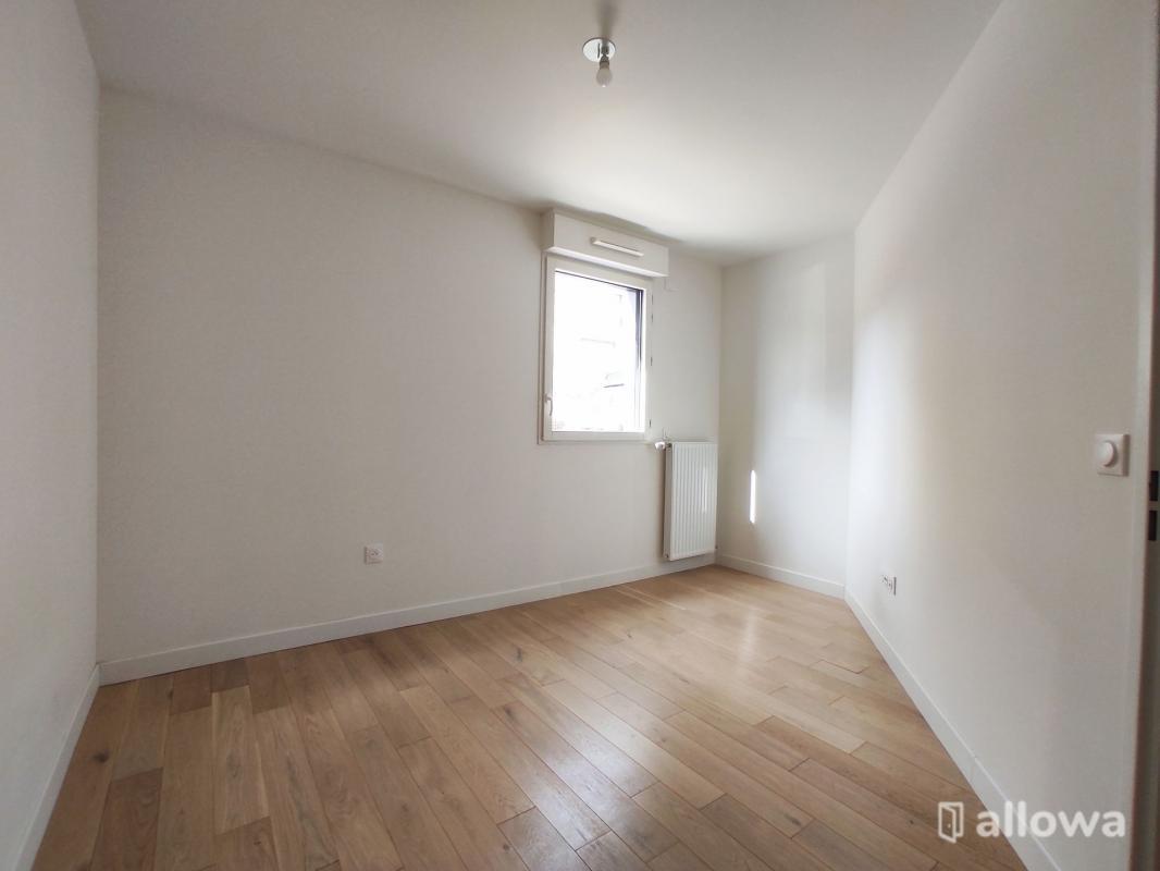Appartement a louer rueil-malmaison - 4 pièce(s) - 77 m2 - Surfyn