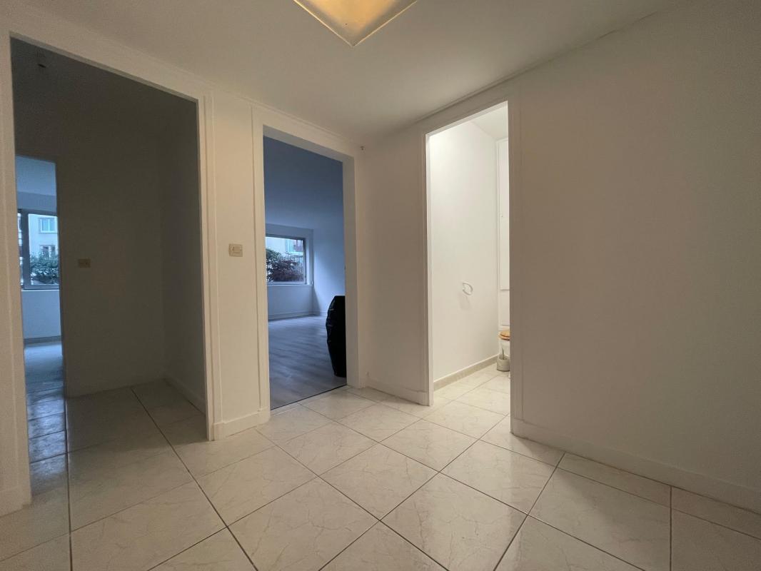 Appartement a louer paris-19e-arrondissement - 1 pièce(s) - 49 m2 - Surfyn