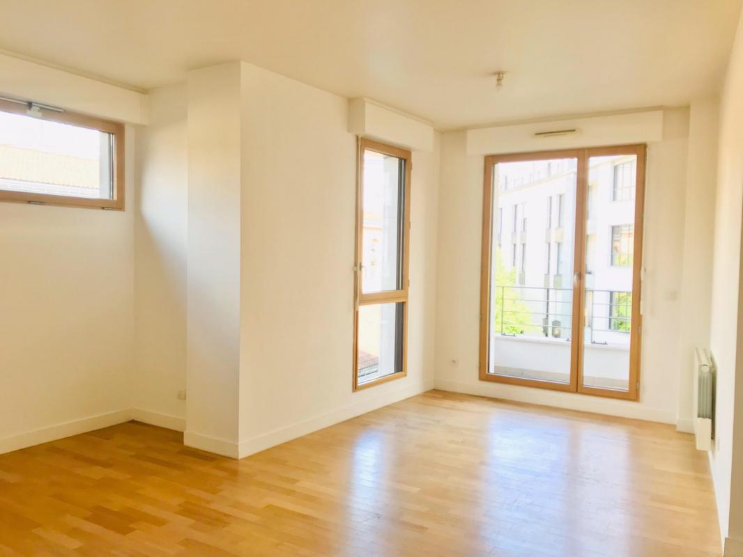 Appartement a louer paris-16e-arrondissement - 4 pièce(s) - 111 m2 - Surfyn