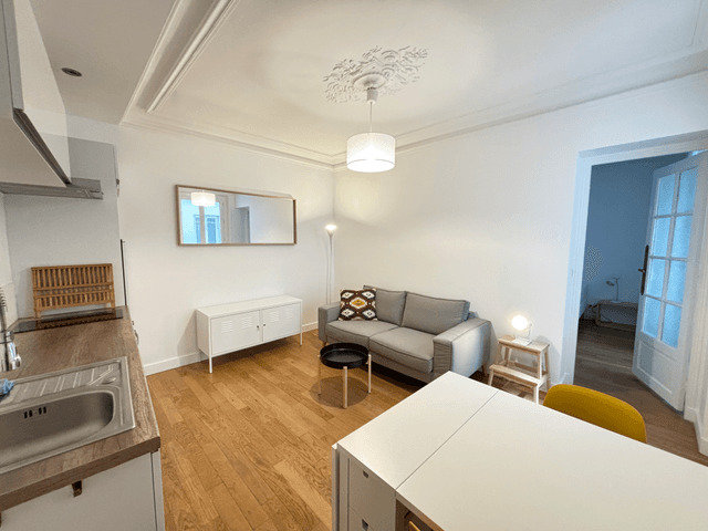 Appartement a louer paris-18e-arrondissement - 2 pièce(s) - 31 m2 - Surfyn