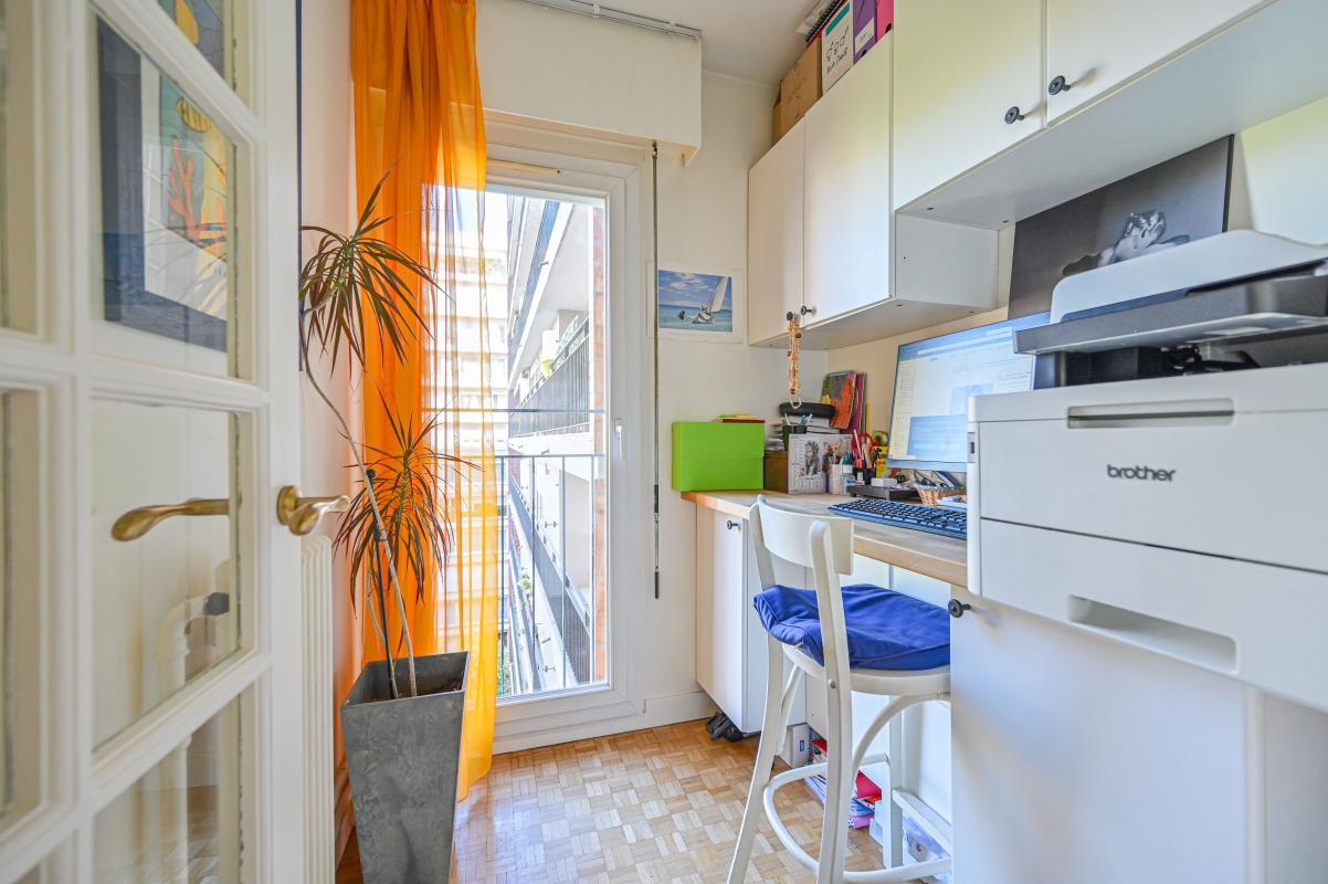 Appartement a louer paris-11e-arrondissement - 5 pièce(s) - 112 m2 - Surfyn