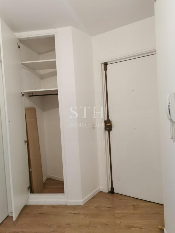 Appartement a louer paris-15e-arrondissement - 3 pièce(s) - 66 m2 - Surfyn