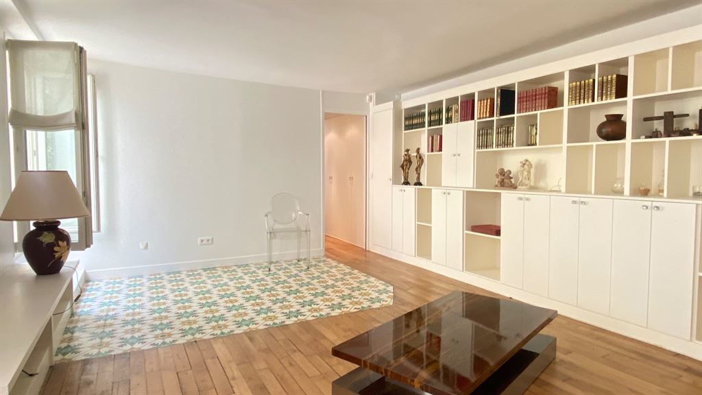 Appartement a louer paris-9e-arrondissement - 3 pièce(s) - 67 m2 - Surfyn