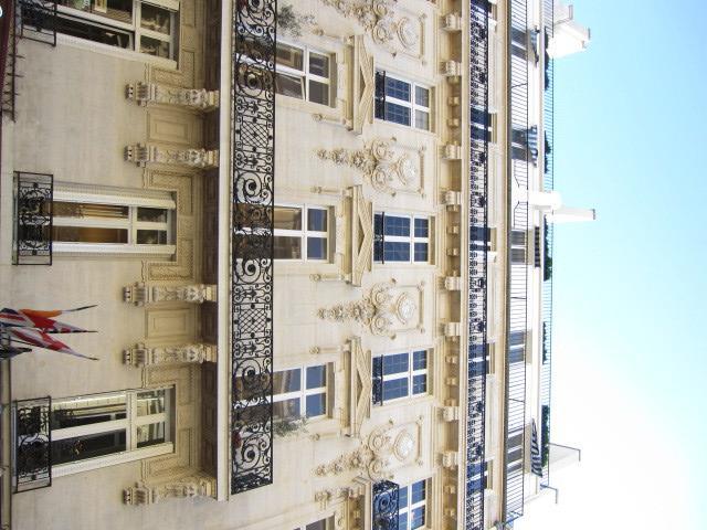 Appartement a louer paris-8e-arrondissement - 3 pièce(s) - 71 m2 - Surfyn
