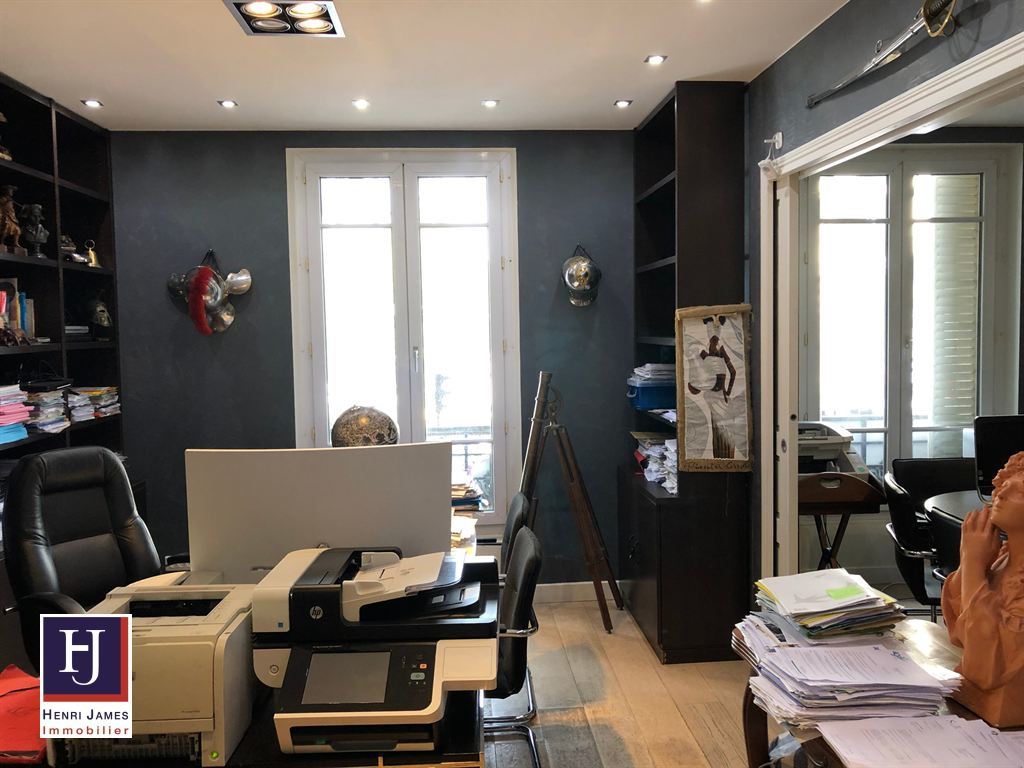 Appartement a louer paris-17e-arrondissement - 5 pièce(s) - 100 m2 - Surfyn