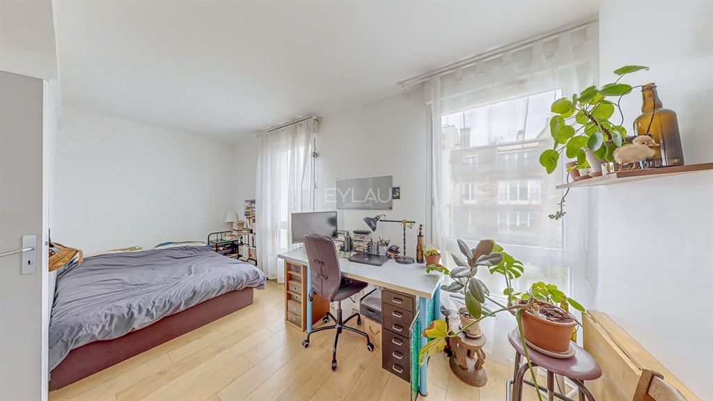 Appartement a louer paris-13e-arrondissement - 5 pièce(s) - 100 m2 - Surfyn