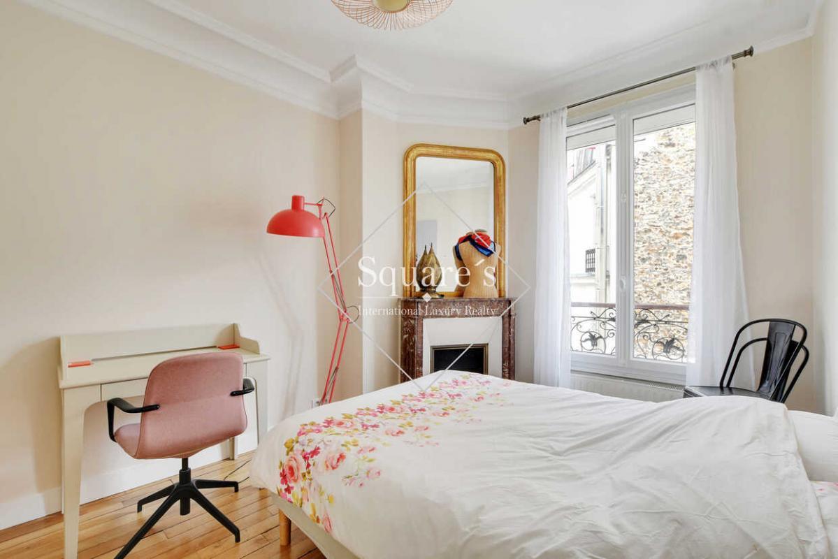 Appartement a louer paris-17e-arrondissement - 5 pièce(s) - 97 m2 - Surfyn