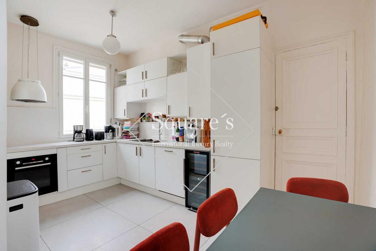 Appartement a louer paris-17e-arrondissement - 5 pièce(s) - 128 m2 - Surfyn