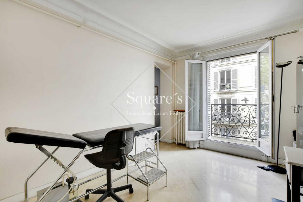Appartement a louer paris-17e-arrondissement - 4 pièce(s) - 72 m2 - Surfyn