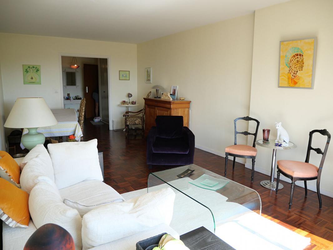 Appartement 5 pièces 102 m² Mont-Saint-Aignan