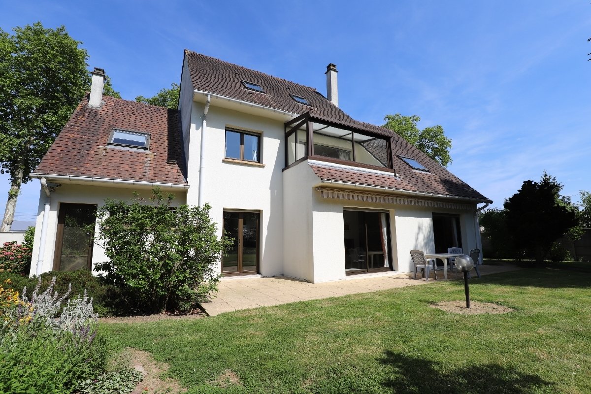 Maison 6 pièces 195 m² Fontenay-Trésigny