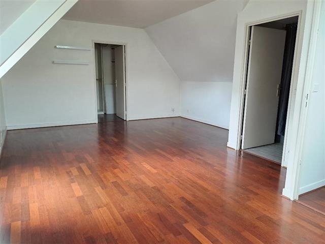 Appartement a louer  - 5 pièce(s) - 135 m2 - Surfyn