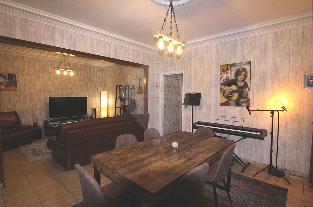 Maison a louer villeneuve-la-garenne - 9 pièce(s) - 152 m2 - Surfyn