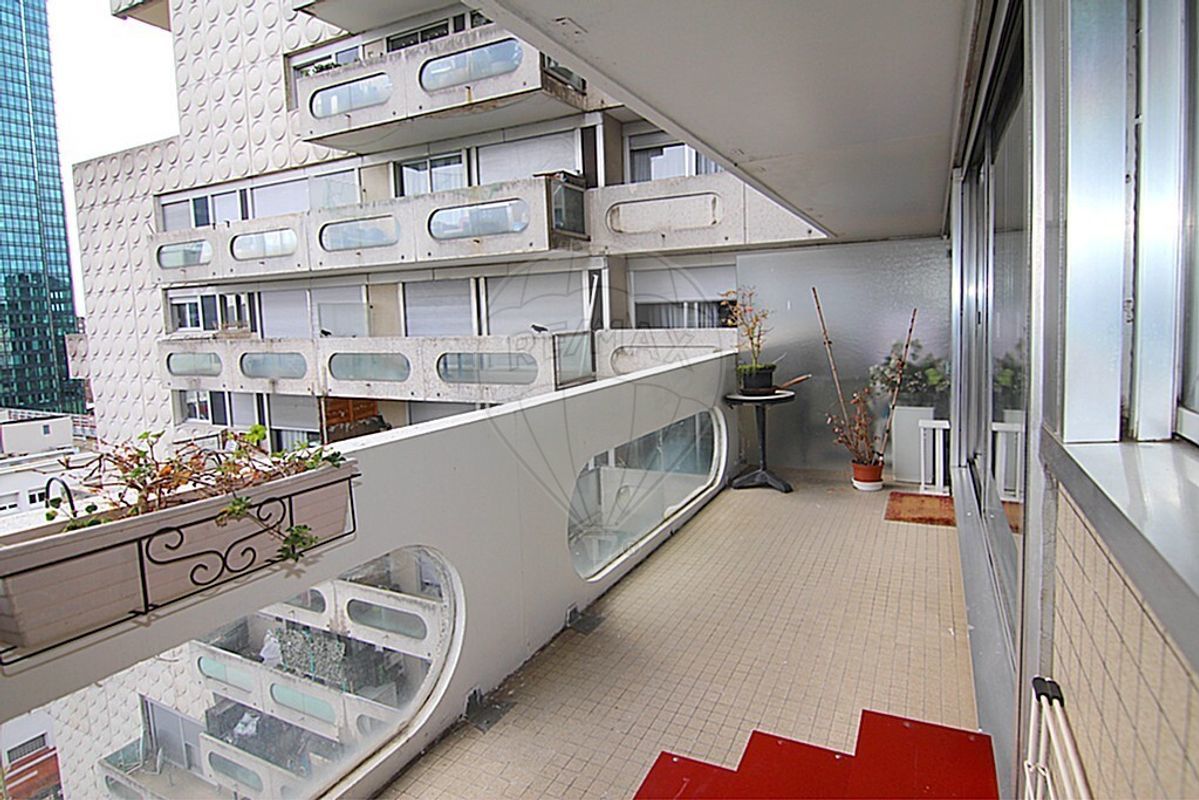 Appartement 5 pièce(s) 108 m²à vendre Courbevoie