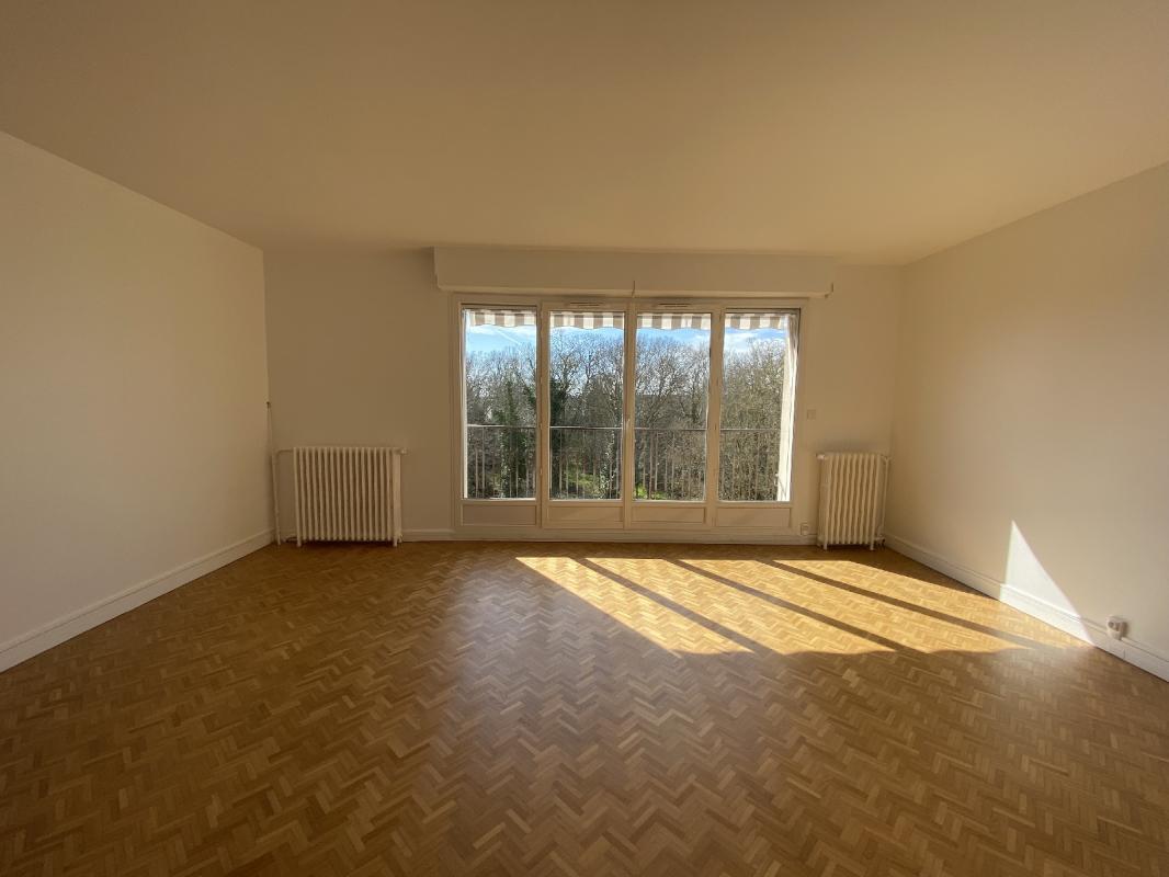 Appartement a louer  - 1 pièce(s) - 53 m2 - Surfyn