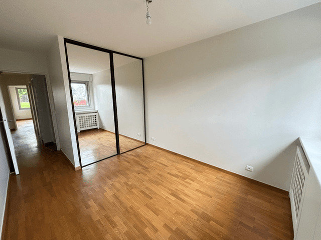 Appartement a louer  - 5 pièce(s) - 101.5 m2 - Surfyn