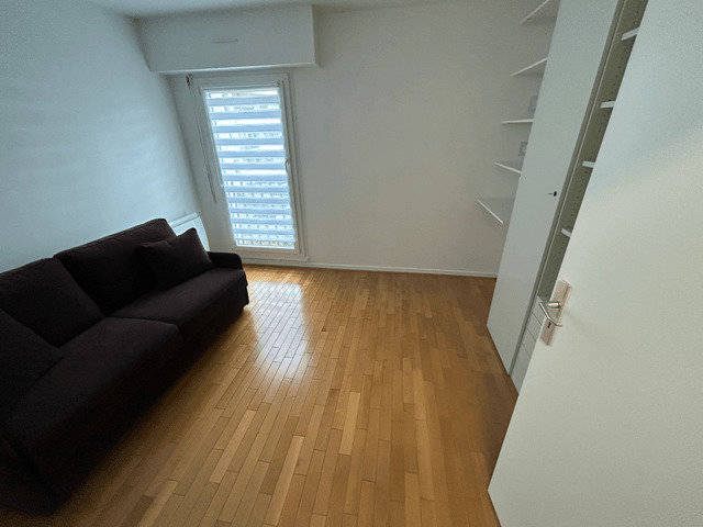 Appartement a louer  - 5 pièce(s) - 119.8 m2 - Surfyn