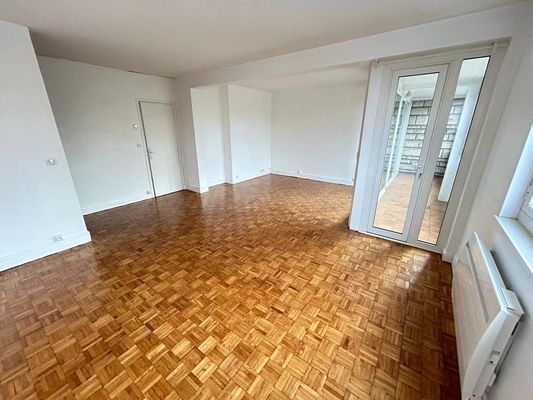 Appartement a louer  - 5 pièce(s) - 81.62 m2 - Surfyn