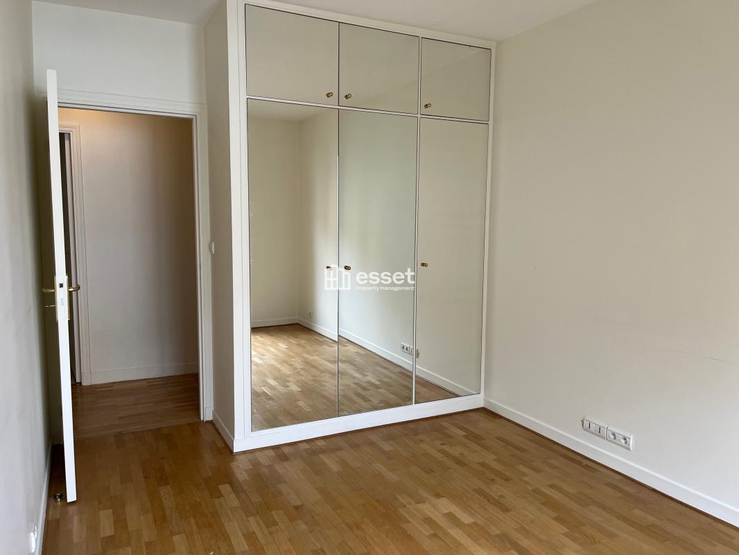 Appartement a louer paris-7e-arrondissement - 3 pièce(s) - 80 m2 - Surfyn