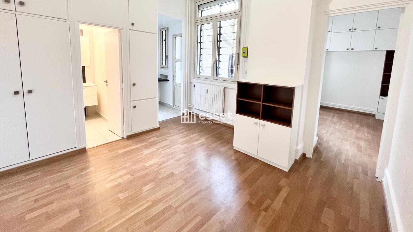 Appartement a louer  - 1 pièce(s) - 29.6 m2 - Surfyn