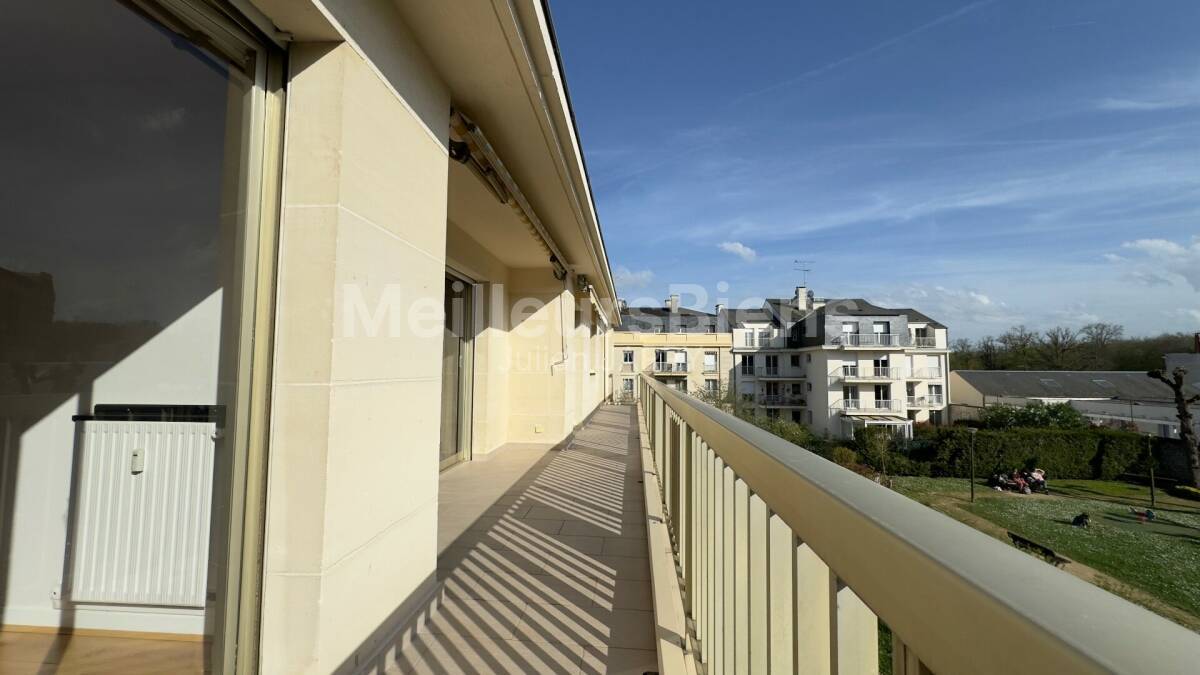 Appartement 5 pièces 102 m² Chantilly