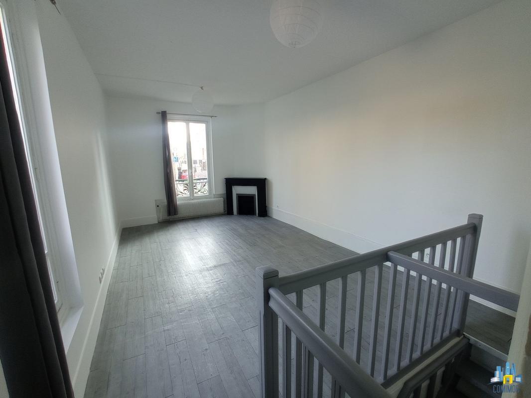 Maison a louer courbevoie - 2 pièce(s) - 58 m2 - Surfyn