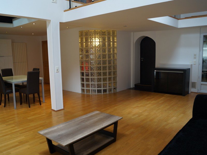 Maison a louer  - 4 pièce(s) - 140 m2 - Surfyn